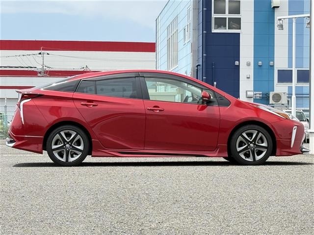 Toyota PRIUS 2020 7563597-22