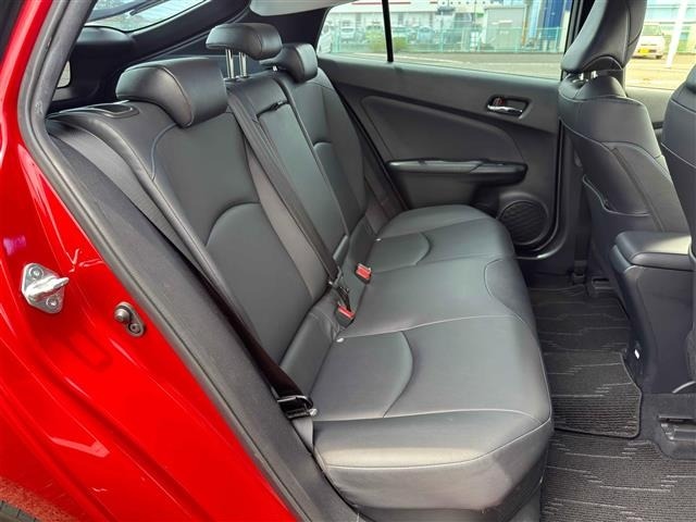 Toyota PRIUS 2020 7563597-8