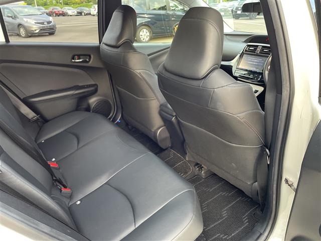 Toyota PRIUS 2018 7563598-10