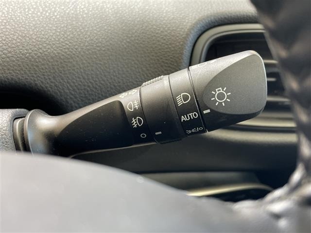 Toyota PRIUS 2021 7563611-19