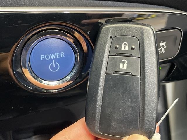 Toyota PRIUS 2021 7563611-20