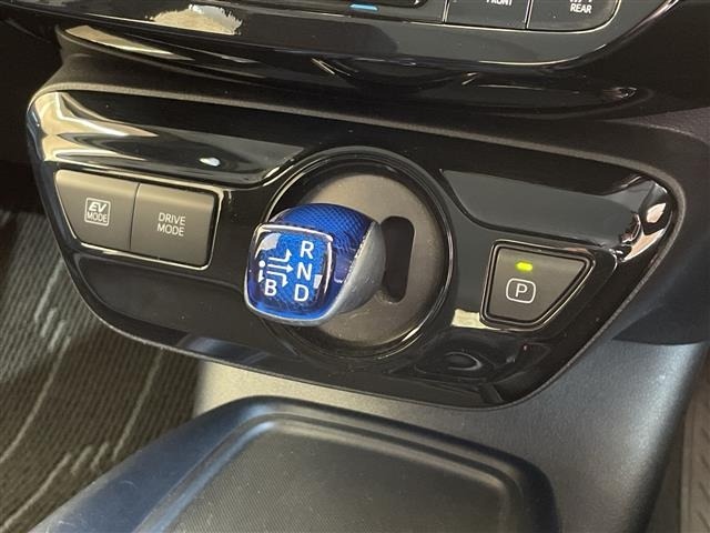 Toyota PRIUS 2021 7563611-5