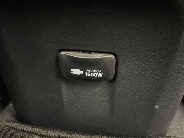 Toyota PRIUS 2021 7563611-7