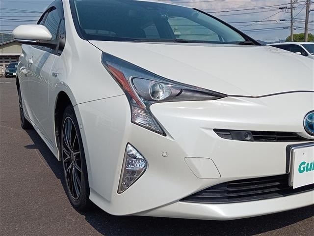 Toyota PRIUS 2017 7563624-10