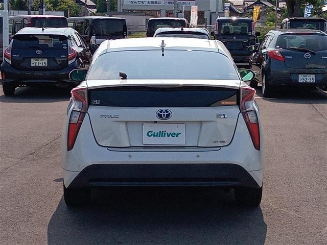 Toyota PRIUS 2017 7563624-14