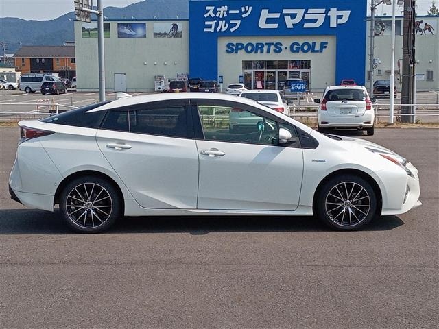 Toyota PRIUS 2017 7563624-15