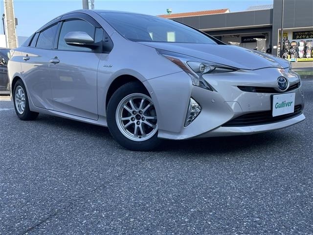 Toyota PRIUS 2017 7563660-0