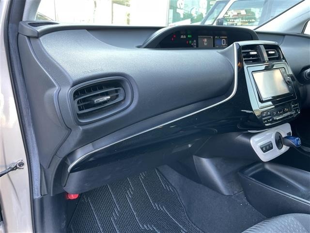 Toyota PRIUS 2017 7563660-21