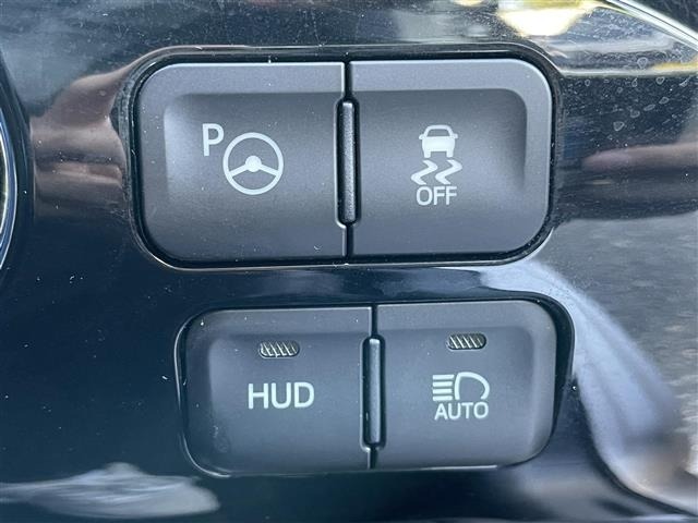 Toyota PRIUS 2017 7563660-3