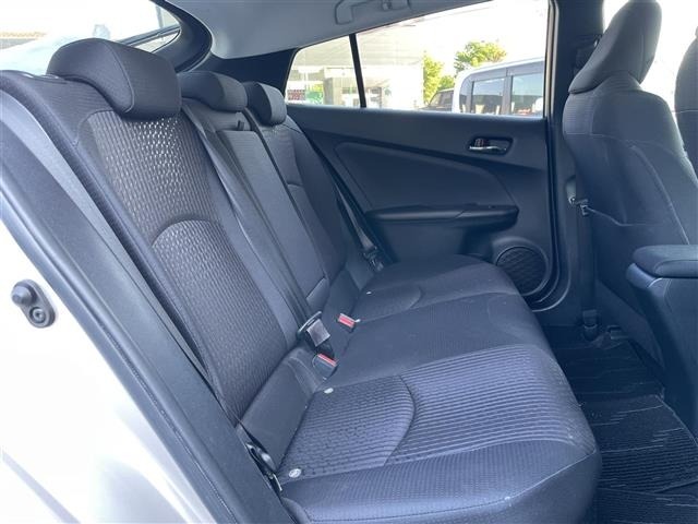 Toyota PRIUS 2017 7563660-6