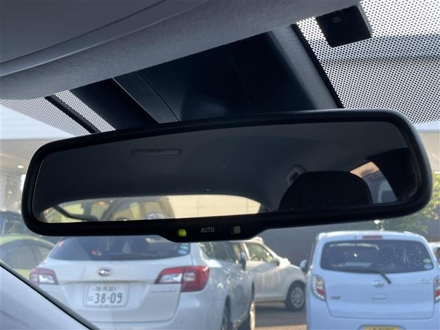 Toyota PRIUS 2017 7563660-7