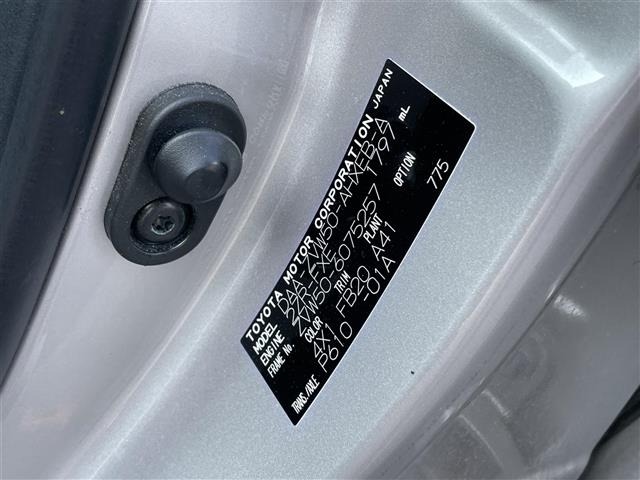 Toyota PRIUS 2017 7563660-8