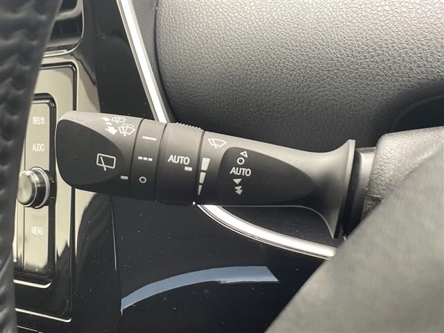 Toyota PRIUS 2017 7563674-1