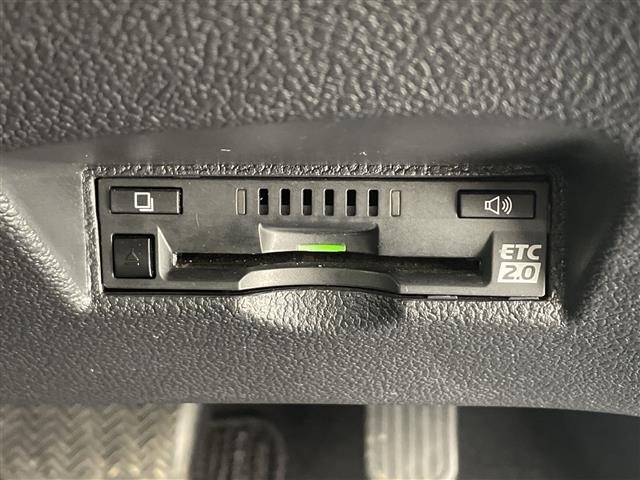 Toyota PRIUS 2017 7563674-16