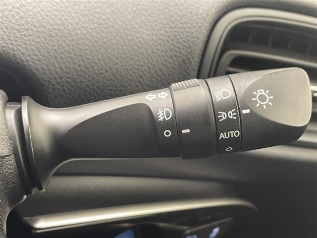 Toyota PRIUS 2017 7563674-7
