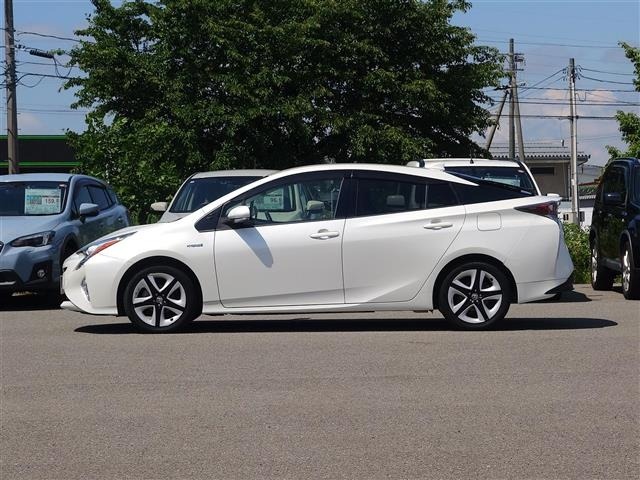Toyota PRIUS 2015 7563675-12