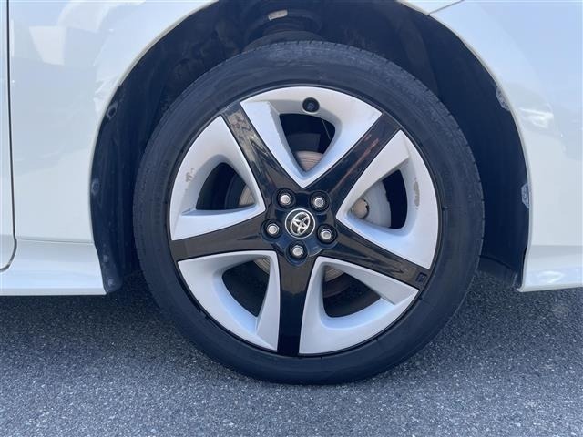 Toyota PRIUS 2015 7563675-22