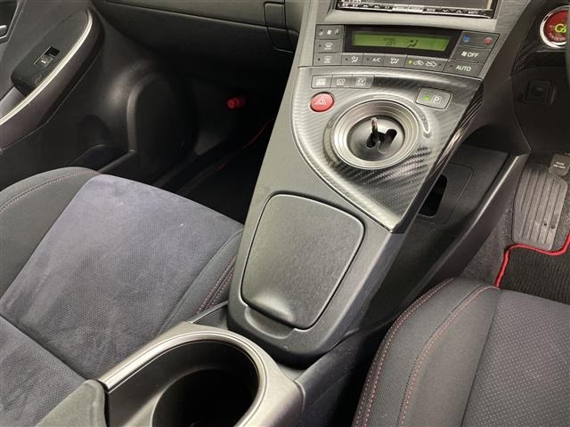 Toyota PRIUS 2012 7563731-10
