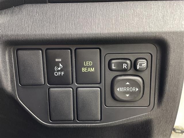 Toyota PRIUS 2012 7563731-9
