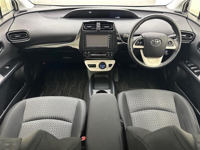 Toyota PRIUS 2016 7563750-13