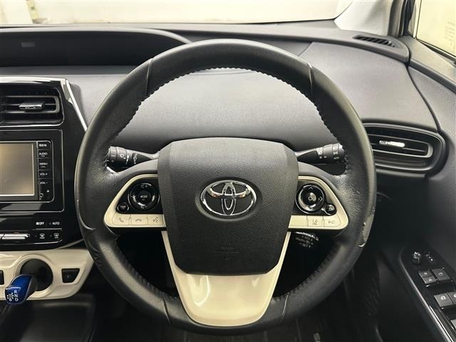 Toyota PRIUS 2016 7563750-15