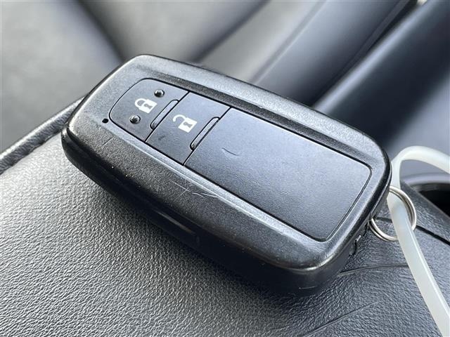 Toyota PRIUS 2016 7563770-12