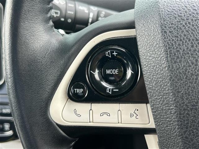 Toyota PRIUS 2018 7563771-1