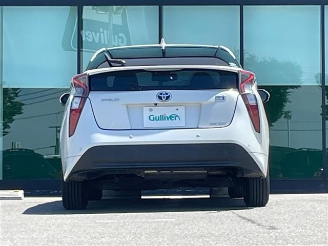 Toyota PRIUS 2018 7563771-12