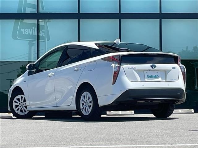 Toyota PRIUS 2018 7563771-13