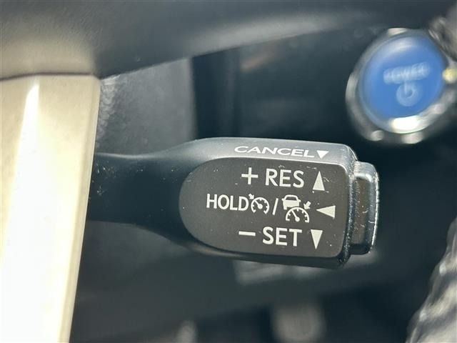 Toyota PRIUS 2018 7563771-8