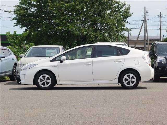 Toyota PRIUS 2016 7563778-12