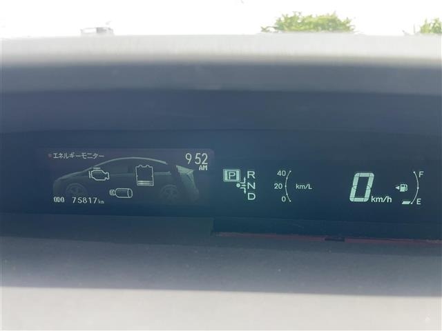 Toyota PRIUS 2016 7563778-15