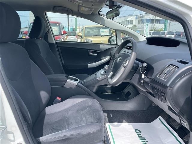 Toyota PRIUS 2016 7563778-5