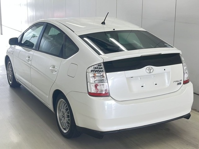 Toyota PRIUS 2006 7563792-1