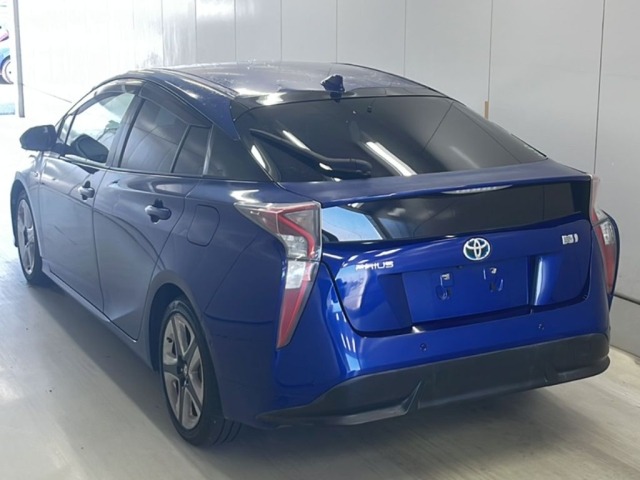 Toyota PRIUS 2016 7563800-1