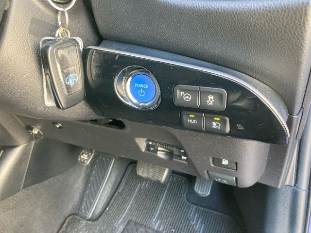 Toyota PRIUS 2016 7563800-5