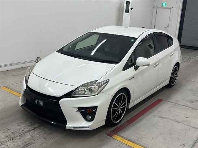 Toyota PRIUS 2013 7563865-4