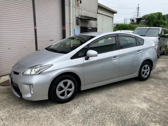 Toyota PRIUS 2013 7563873-11