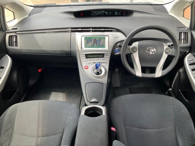 Toyota PRIUS 2013 7563873-2