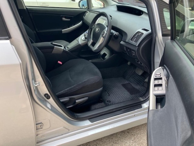 Toyota PRIUS 2013 7563873-3