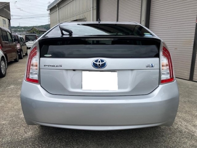 Toyota PRIUS 2013 7563873-9