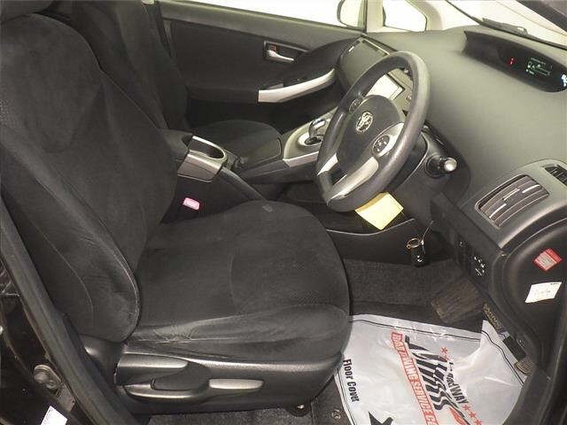 Toyota PRIUS 2012 7563944-5