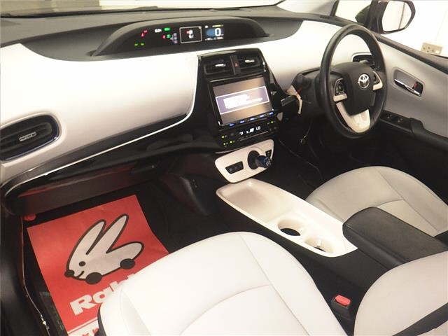 Toyota PRIUS 2016 7563945-4