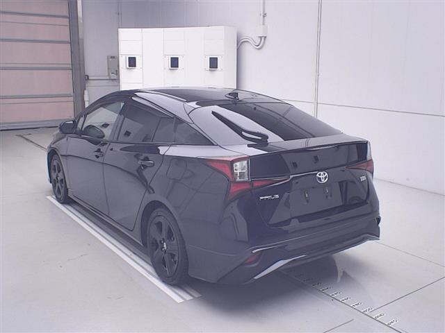 Toyota PRIUS 2021 7563947-1