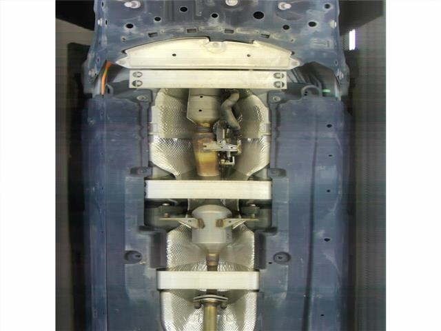 Toyota PRIUS 2018 7563948-10