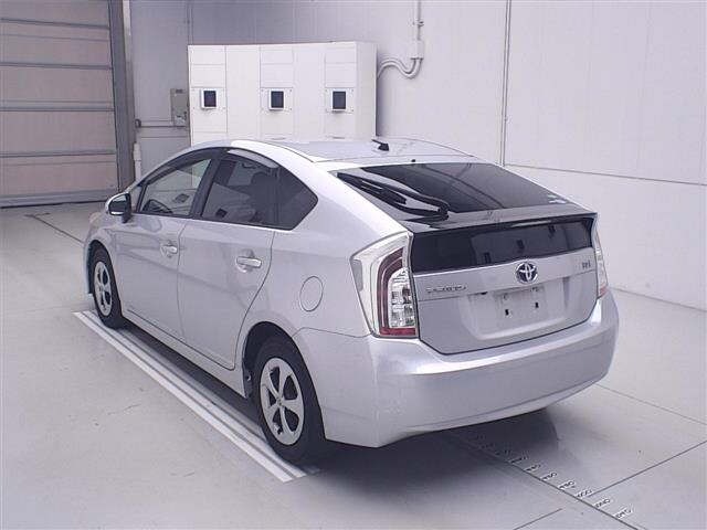 Toyota PRIUS 2013 7563950-1