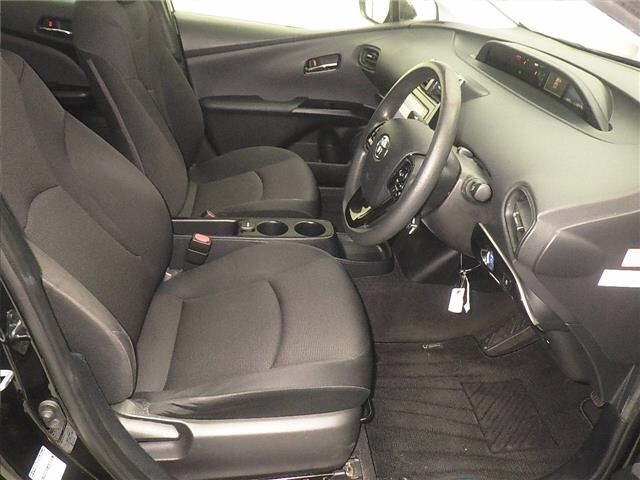 Toyota PRIUS 2021 7563953-5