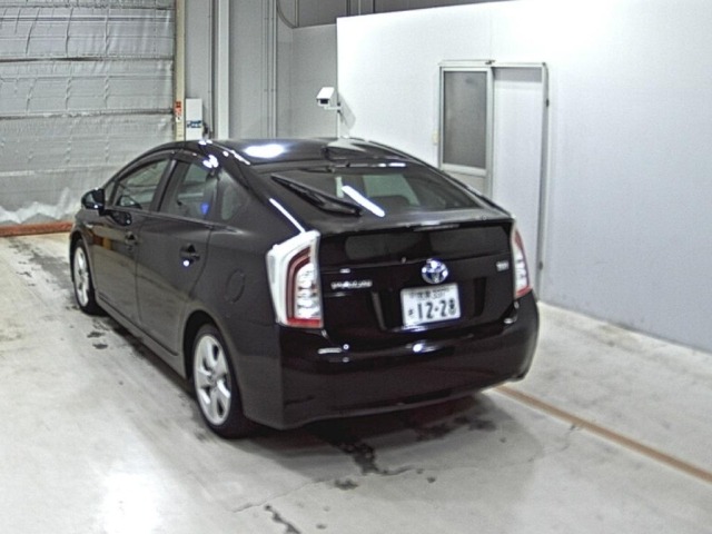 Toyota PRIUS 2013 7563971-1