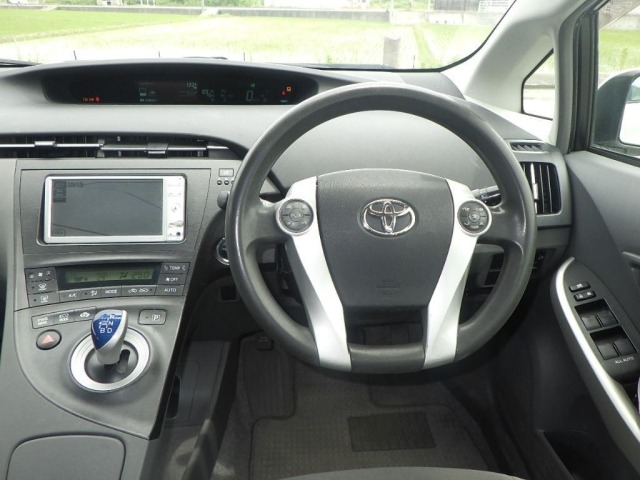 Toyota PRIUS 2010 7563972-3