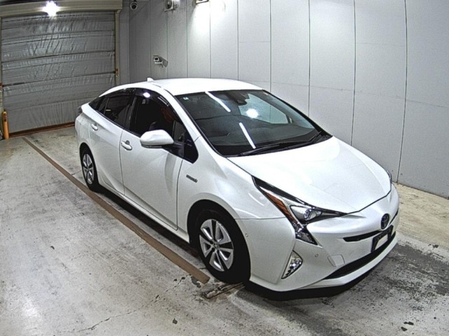 Toyota PRIUS 2016 7563986-0